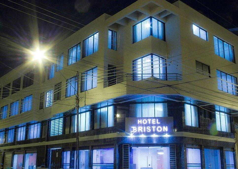 Hotel Briston Cochabamba Kültér fotó